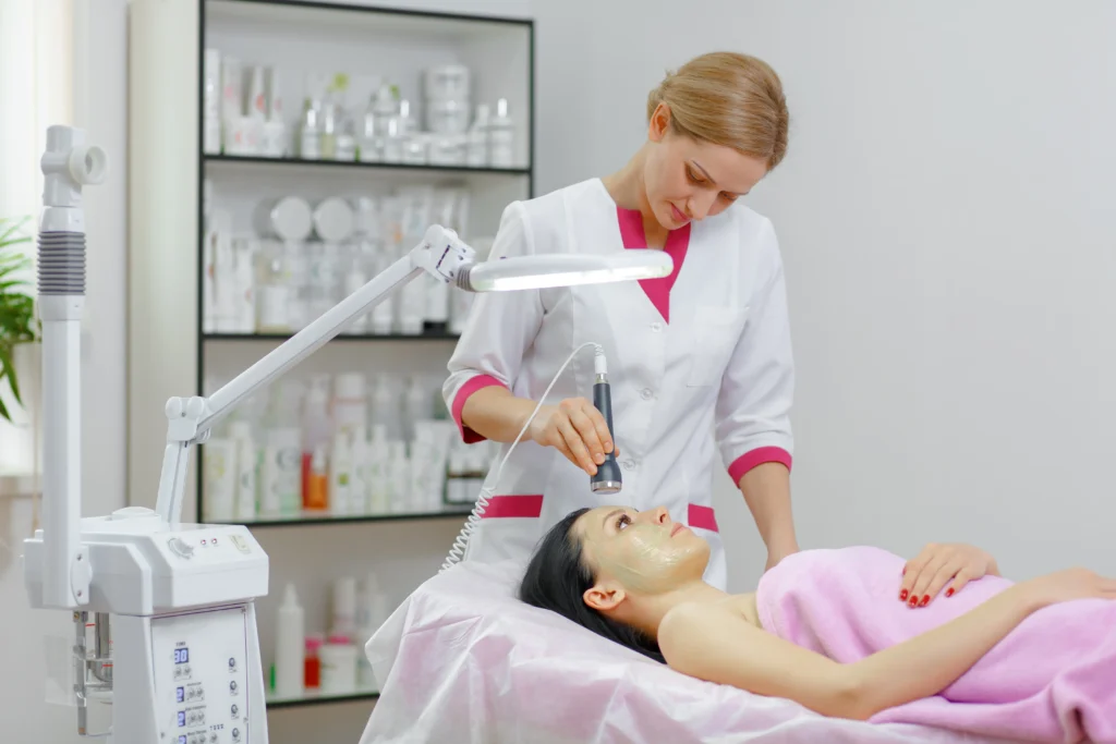 Best Dermatologist in Newtown, Kolkata, Q-Switch Laser Treatment